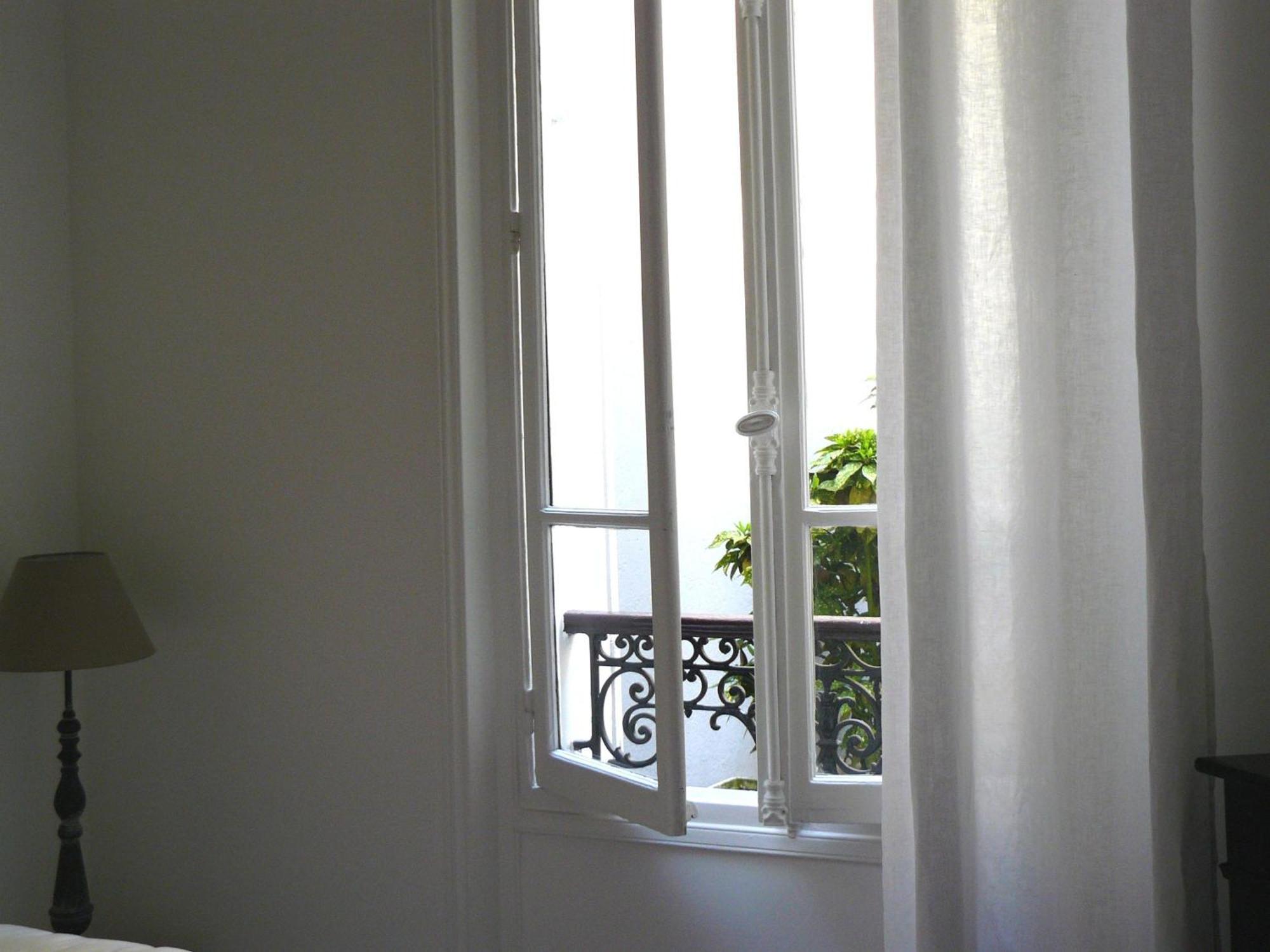 La Cour Du 5Eme - Chambre D'Hotes Párizs Kültér fotó