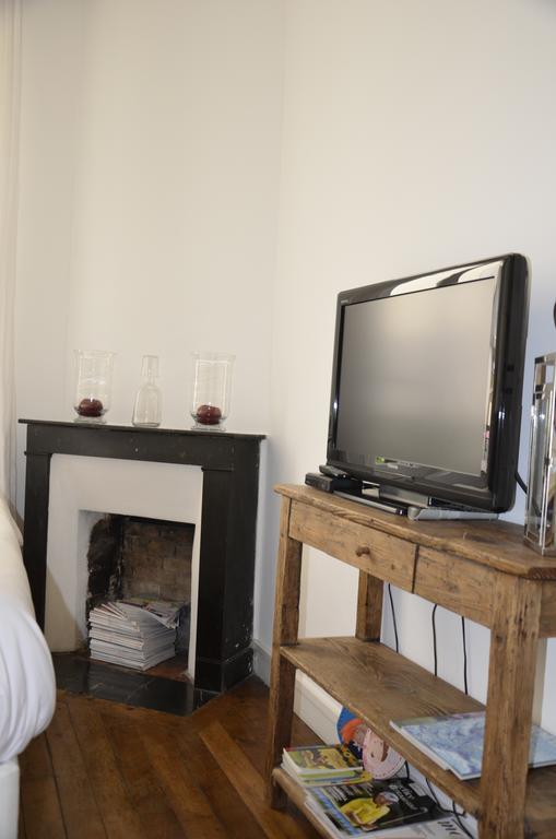 La Cour Du 5Eme - Chambre D'Hotes Párizs Szoba fotó